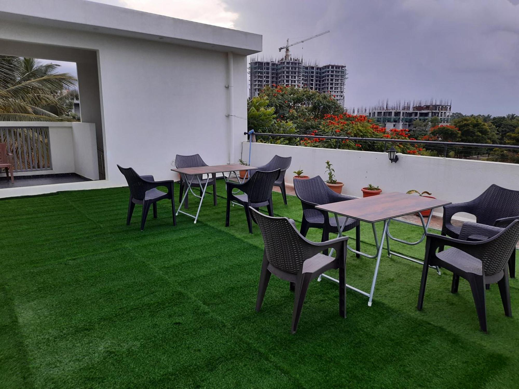 Готель Meadows Phase 1,Ozone Urbana Devanahalli Екстер'єр фото